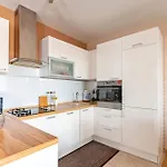 2 Bedroom In Apartamento Orebić