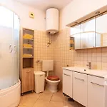 2 Bedroom In *