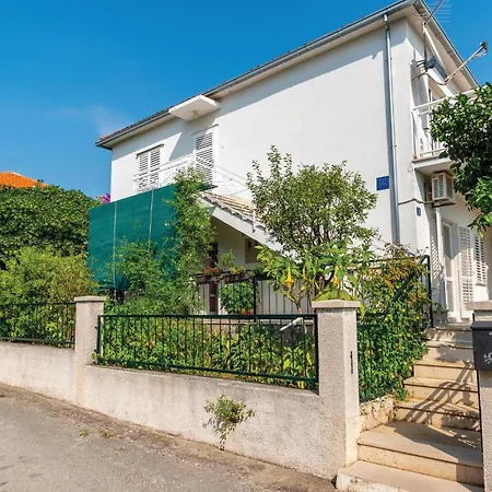 Apartment 2 Bedroom Stunning In Orebic